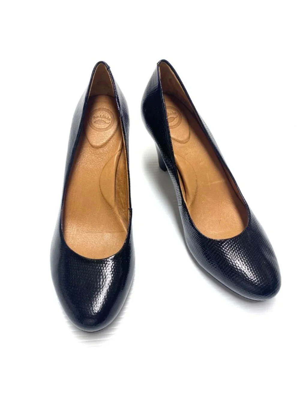 size 10 M womens Nurture Marjorrie textured black pumps heels Pristine! leather
